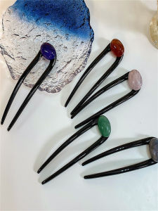 Fashionable Retro Hairpin Womens Simple Stylish Hair Accessory Versatile Outdoorsy Hair Stick Clip Elegant Bun Headwear