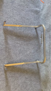 Giá inox cho máy lọc nước giá đỡ máy lọc nước kệ kê chân để máy lọc nước chân quỳ inox