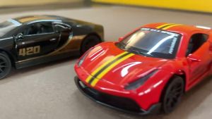 Diecast Mobil Ferrari GTR Toyota Skala 1:43 Alloy Metal Pullback Miniatur Diecast Mobil Bugatti Porsche Mainan Anak Hadiah & Kado