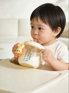 KUB | Baby Learning Drinking Cup