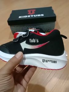 KIDZTUBS Sepatu Sekolah Anak Laki Laki Warna Hitam Biru Merah Murah Rekat Kecil Tanggung Umur 6-10 Tahun-Sepatu 1026101424