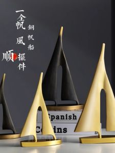 Bronze Sailboat Decorative Figurine Office Desktop Luxury TV Cabinet Living Room Decorative Item Modern Simple Style Building Theme