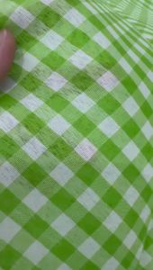 ( per 1 roll ) kain KOTAK CELE 1 CM lebar 140 cm polyester bahan alas taplak meja gorden horden hordeng tirai kolong dapur bus dekorasi dekor kerajinan tangan prakarya sekolah alas tatakan piknik bando ikat rambut scrunchie schruncie