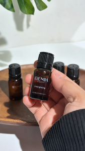 Esmeria Organics Organic Essential Oil Energising 10ml