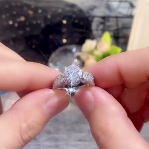 Huitan Aesthetic Design Women Ring Wedding Proposal Inlaid Shining CZ Promise Accessories Classic Fashion Jewelry for Bridal
