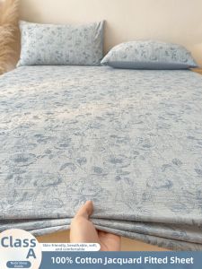 Kiss Dear | Thick Cotton Jacquard Bed Cover