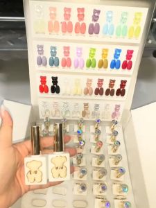 15ml 32 Color Nail Art Crystal Diamond Powder Fresh Pure Color Gel Nail Polish Set Nail Kit for Salon Gel Manicure and Nail Art DIY