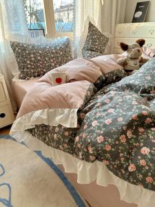 Retro Floral Pure Cotton Bedding Set Three Piece Quilt Cover Three Piece Bedding Set for 1.5m 1.8m Bed with Lace Trim