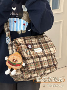 Woolen Plaid Crossbody Bag Japanese-Style Retro Junior High School Girls Class Commuter Bag Female Large Capacity Shoulder Bag
