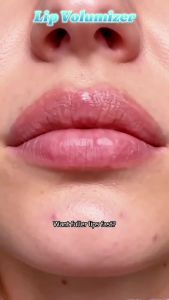 Hyaluronic Acid Natural Plump Lip Oil Hydrating Soften Dry Lip Lines Smooth Lip Non-Sticky Glass Shine Moisturizing Daily Lip Ca