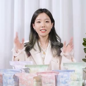 UNICORNS Sanitary Pad 100% Natural Cotton Surface Sanitary Napkin 植护秘觉独角兽卫生巾 全棉表层 超薄透气 柔软贴身卫生棉