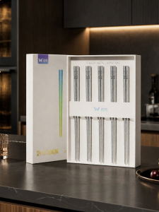 Suncha | Antibacterial Anti-mold Heat-resistant Titanium Chopsticks