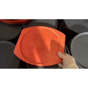 SIZZLING PLATE CAST IRON ROUND STYLE Shape WITH WOODEN  19/22/25cm