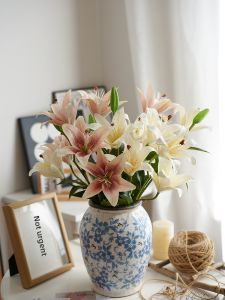 Luxurious Artificial Lilies Decorative Flowers for Living Room Dining Table TV Cabinet Simulation Flowers Hand Feeling Ornament