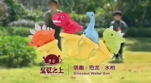 Mainan tembakan air dinosaurus tembakan air dino semprotan air water gun dinosaurus