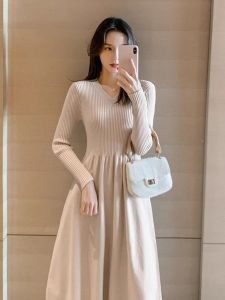 Classic Style V Neck Abdomen-Control Black Knitting Dress Female Fall and Winter Match with Coat Long Overknee Base A- line Woolen Skirt