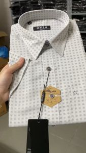 OWEN SALE - Áo Sơ Mi Owen Tay Ngắn Màu Xám  Họa Tiết Caro Form Body Fit Lai Ngang Chính Hãng