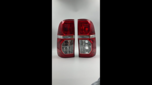 ไฟท้าย เสื้อไฟท้าย TOYOTA HILUX VIGO CHAMP ปี 2011-2014 โตโยต้า วีโก้ แชมป์ ไดมอนด์ Diamond ตราเพชร