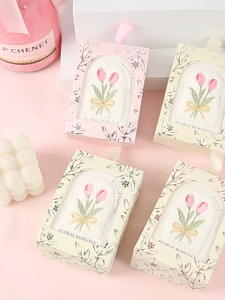 Specool® Tulip Embroidered Towel Gift Box Wedding Souvenir Small Gifts for Bridesmaids Children Gifts Opening Event Gift
