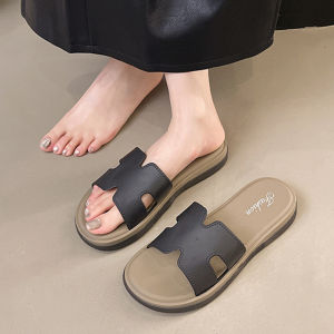 รองเท้าแตะส้นหนาสำหรับผู้หญิงในช่วงฤดูร้อนปี 2025 รองเท้าแตะชายหาดสไตล์ฝรั่งเศสแบบลำลองสำหรับใส่ไปเที่ยวชายหาด