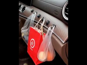 Gantungan Mobil Car Hook: Gantungan Kait Barang Mobil