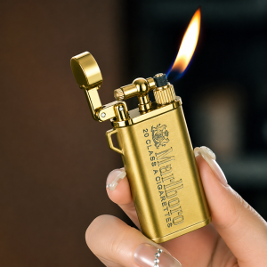 Bật lửa Chief gas đá rảnh tay hình logo Marlboro kim loại - xài gas
