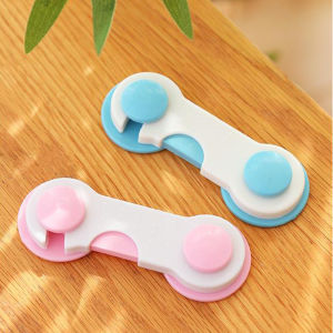 4 Khoá Cài Tủ An Toàn Cho Bé