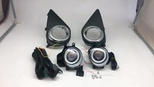เหมาะสำหรับโตโยต้า 14-17 รุ่นอเมริกัน Yaris Yaris/S ปรับแต่งไฟตัดหมอกที่แวววาว LED ไฟตัดหมอกเลนส์
