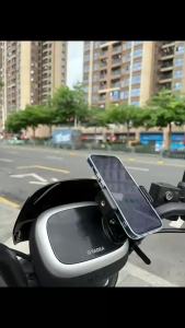 New 1 Set Helmet Phone Holder Mount Motorcycle Helmet Chin Strap Mount Base With Phone Clip For 16 Pro Max/15/14 For Phone