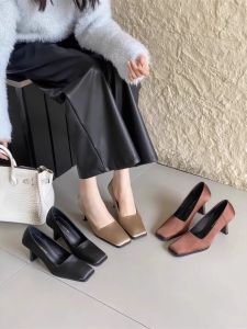 Giày Cao Gót Mũi Vuông Màu Đen Cho Nữ Mùa Xuân Hè 2025 Giày Đơn Kiểu Pháp Nhẹ Chất Lượng Cao Thời Trang Đi Làm