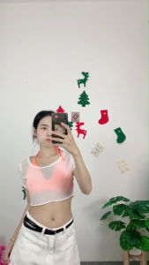 เสื้อเซ็ตสองชิ้นทรงสวย เสื้อคอกลม เหมาะกับหน้าร้อน