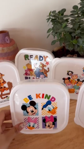 กล่องถนอมอาหาร ลายลิืขสิทธิืแท้Disney เนื้อพลาสติกเกรดAสีใสพิมพ์ลายชัด กล่องถนอมอาหาร กล่องพลาสติก กล่องเหลี่ยมมีฝาปิด