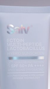 [LOCAL PACKAGING] Salv Ectoin + Multi-Peptide + Lactobacillus 3 in 1 Hybrid Sunscreen SPF 50+ PA++++