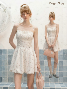 Unifree | White Dotted Floral Spaghetti Strap Slimming Summer Dress