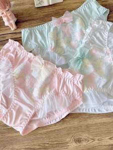 Embroidered Milk Silk Lotus Leaf Princess Student mid Waist Triangle Cute Ladies Underwear Breathable Quick Dry Polyester Fiber