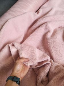 Vải Nỉ Lông màu hồng - giá bán theo mét