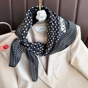 Exquisite 70x70cm Polka Dot Silk Scarf Womens Fashion Decorative Professional Necktie Simulated Silk Elegantly Wrapped Hairband