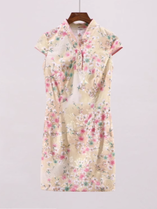 Special Offer Qu Feng Brand Discount Womens New Summer Embroidered V-neck Sleeve Covering Shoulder Improved Cheongsam 2G002