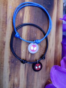 gelang couple akrilik Spiderman di tengah miles gwen (free box