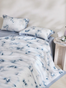 Cool and Silky Bed Set for Dormitory