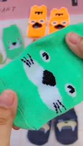 KAOS KAKI ANAK BAYI KARAKTER 1 PASANG PENDEK SEMATA KAKI BAHAN KATUN ANTI SLIP UNISEK