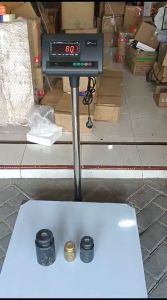 Timbangan Duduk Digital Daijin 300kg Plat Lebar 60x80cm: Solusi Timbangan Lantai Serbaguna Cap 300 Kg