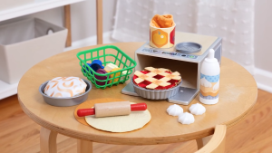 Melissa & Doug Make and Bake Pies