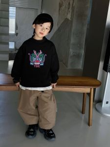 Red Fleece-Lined Childrens Sweatshirt New Years Clothing for Boys Baby Clothes Trendy Winter Clothes Cotton Casual Wear