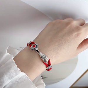 Lucky Ruyi Red Rope Bracelet for Men and Women Hand-woven Retro Couple Bracelet Jewelry Cleaned Amulet Lucky Charm