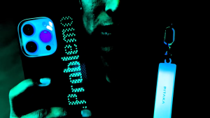 PITAKA Aries iPhone 16 Pro/16 Pro Max Ultra-Slim Aerospace-Grade Aramid Fiber 0.75mm Thin & 13g Lightweight With Amber Magnet Film™ Glue-Free MagSafe SlimBoard™ Module 2.0 Made with Lumintex™️ fiber