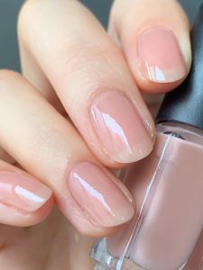 Essie Nail Polish Twist Bottle 62 Commute Semi-Transparent Gradient Transparent Nude Quick Dry No Baking Needed Nail Art Tools