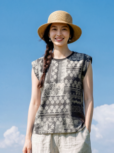 Basic House | Lightweight Tencel Linen Print Sleeve Top