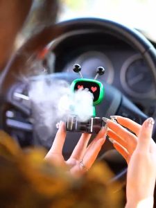 Parfum Mobil Air Purifier Mobil Dekorasi Robot Goyang Aromaterapi Interior Farfum Pengharum Pewangi Mobil