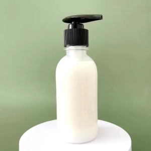 Jelita Emas - Khas Untuk Founder Shampoo Wangi Melembutkan Rambut Membersih Kulit Kepala Sesuai Semua Jenis Rambut